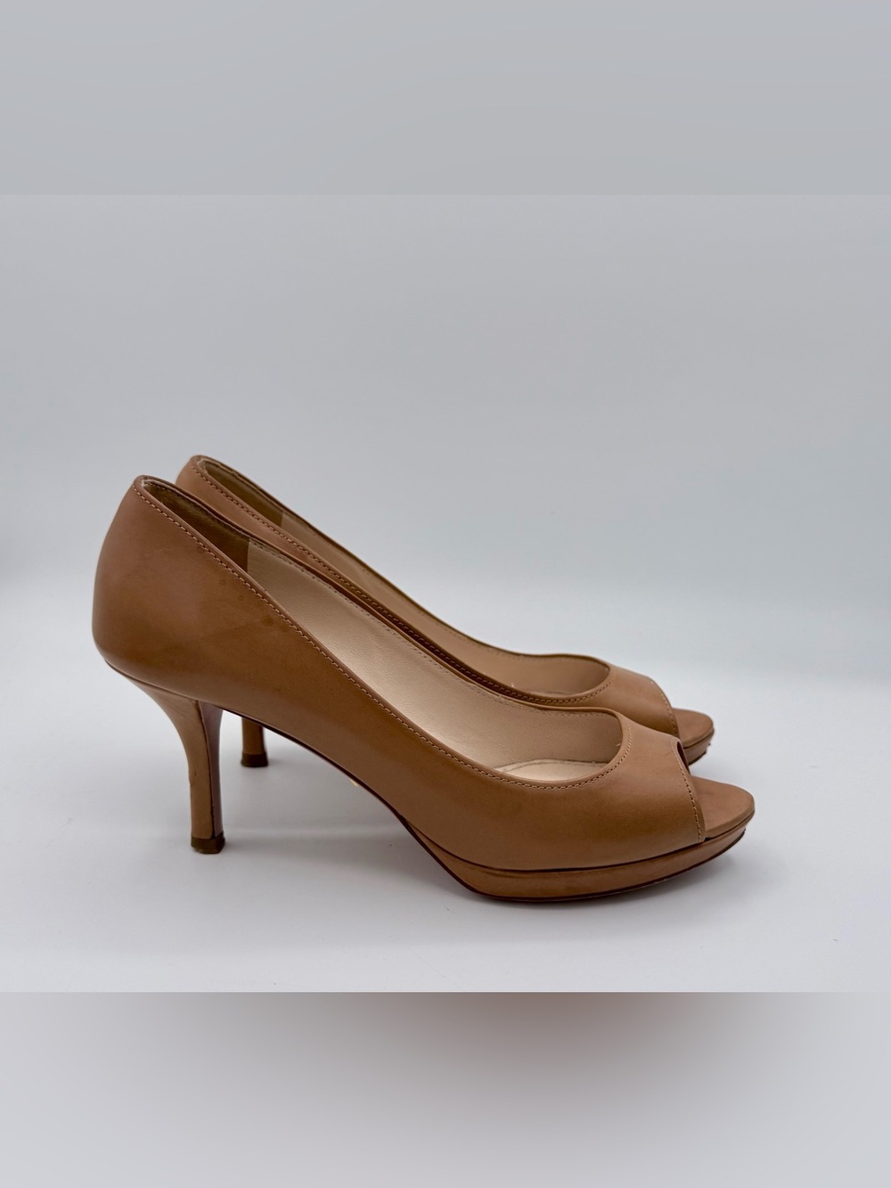 Prada Milano Nude Peep Toe Platform Pumps Eur Sz 35.5 US Women’s 5.5